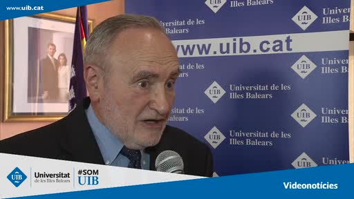 conveni de donació de llibres a la UIB